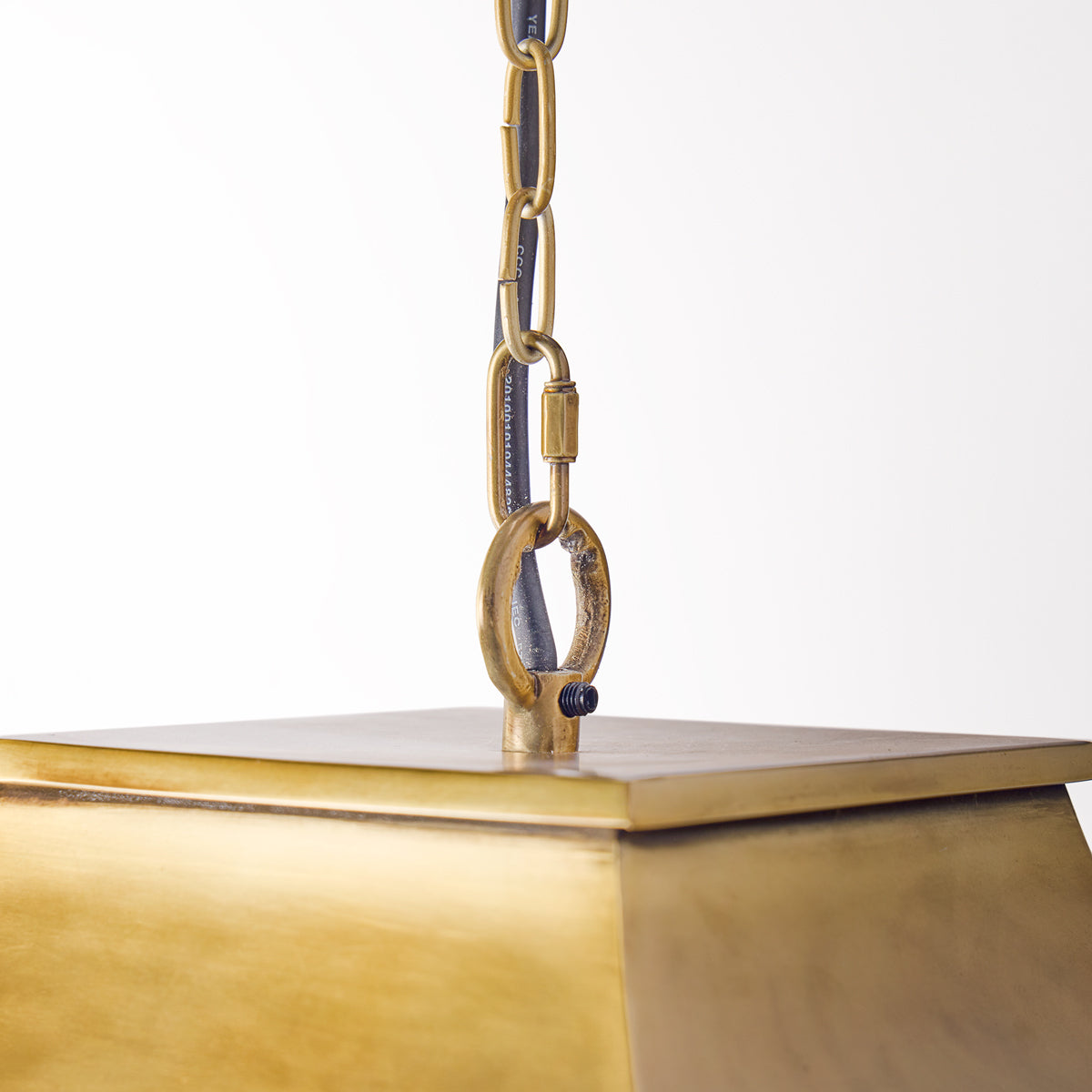 Majorelle pendant in brass