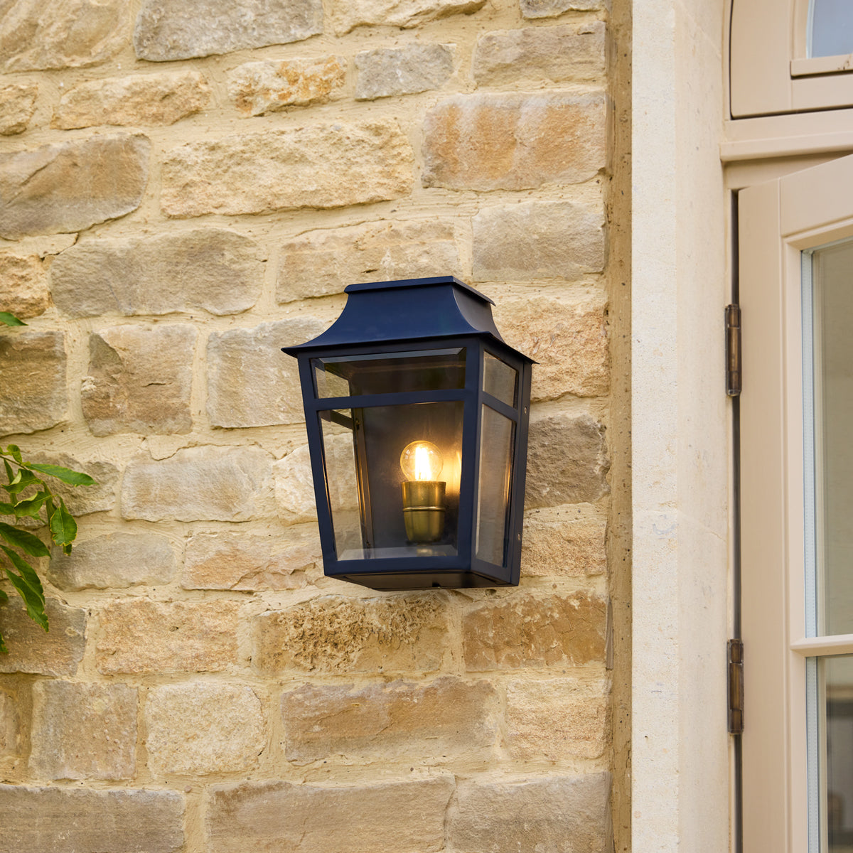 Majorelle wall sconce in blue
