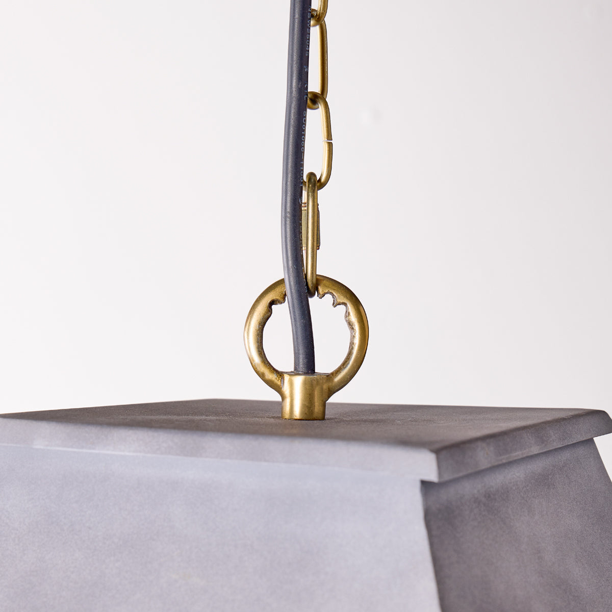 Majorelle pendant in gray