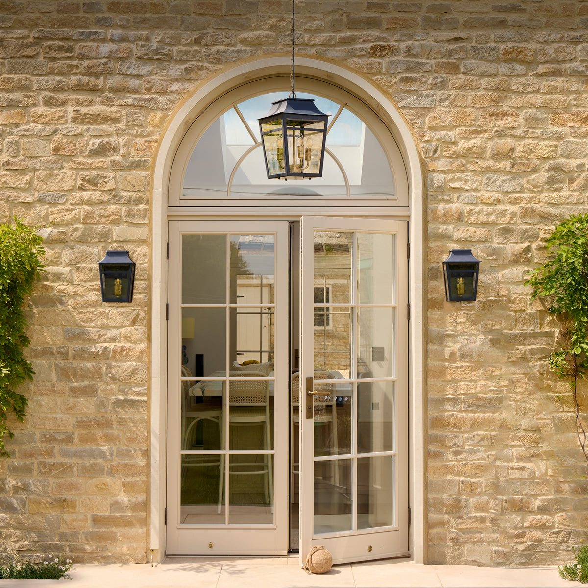 Majorelle wall sconce in blue