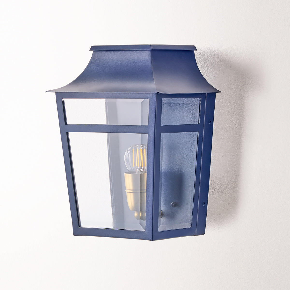 Majorelle wall sconce in blue