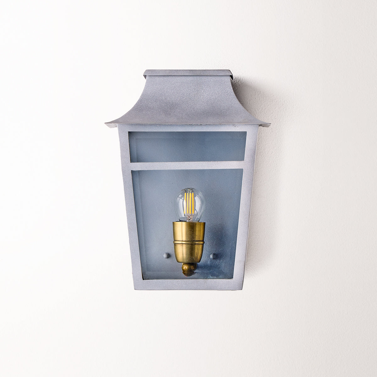 Majorelle wall sconce in gray